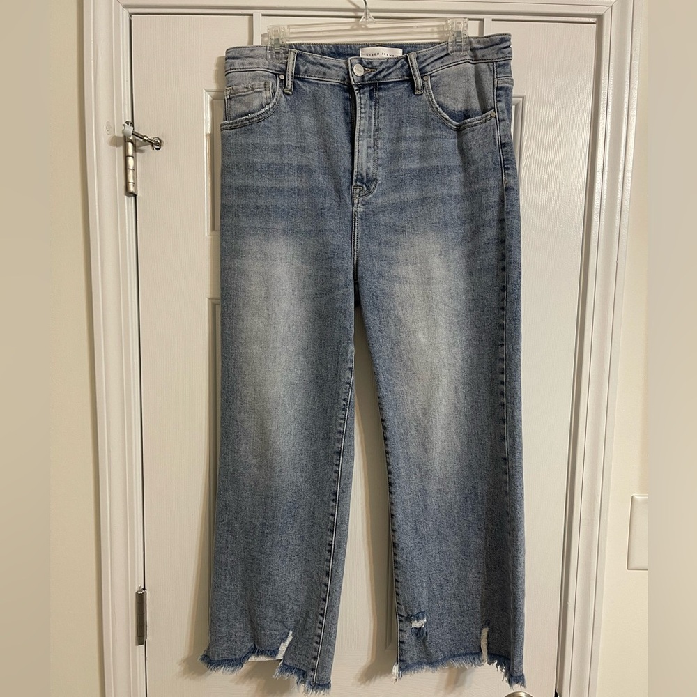 Risen Jeans
